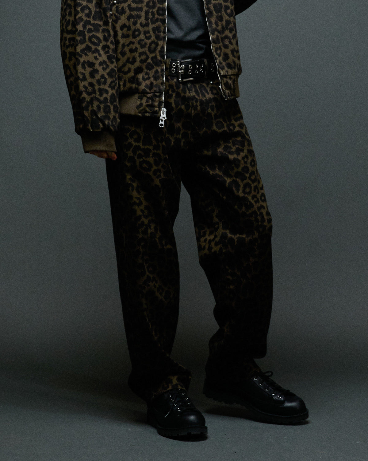 STUDDED BOXCAR DENIM - Image 6
