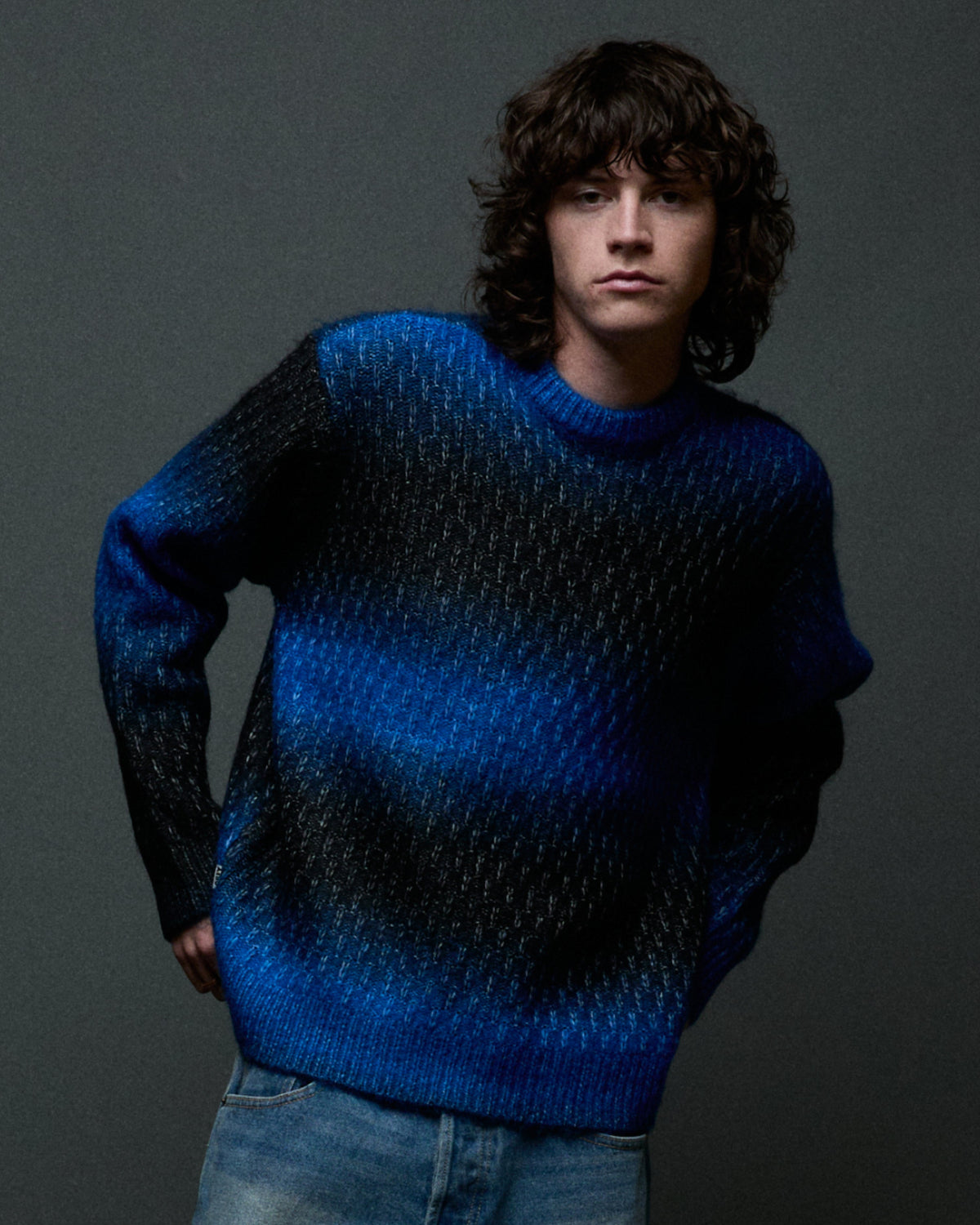 HAZE GRADIENT SWEATER - Image 4