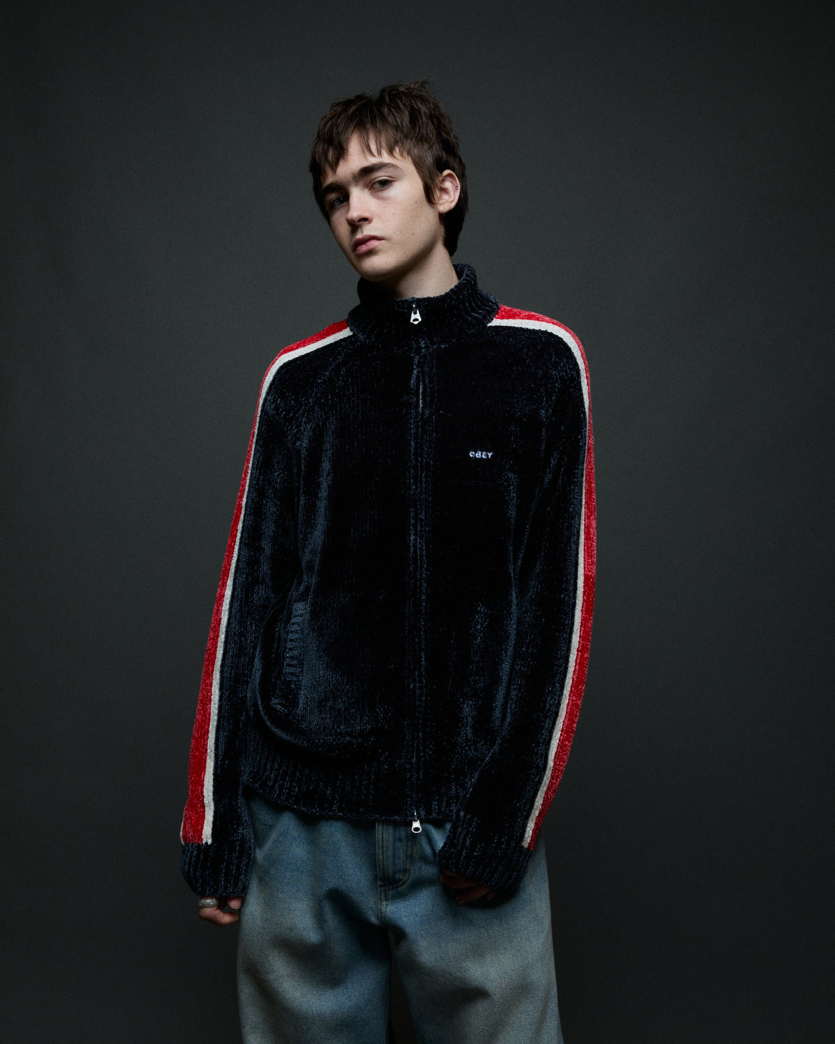 VAREN ZIP UP SWEATER - Image 8