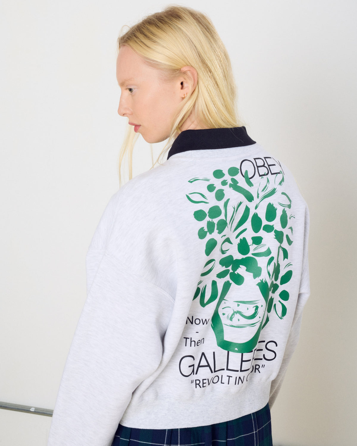 GALLERIES CROPPED CREWNECK - Image 5