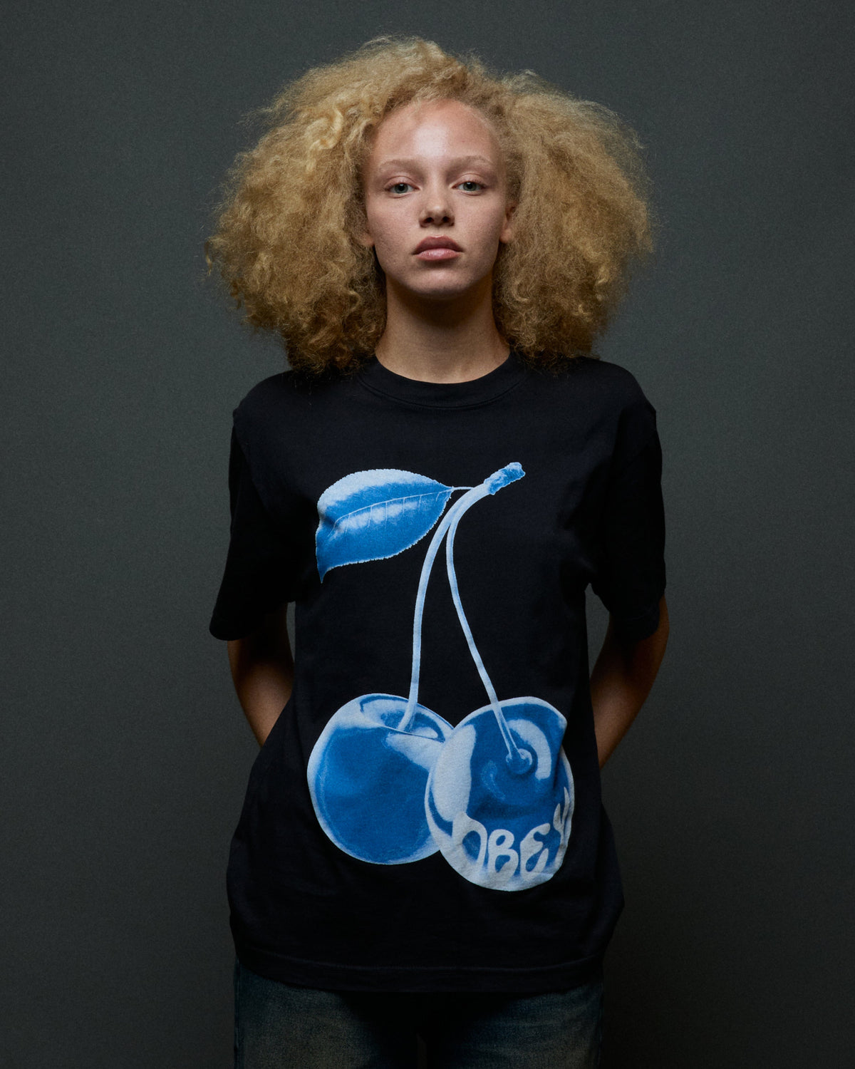 BLUE CHERRY MICHELLE T-SHIRT - Image 3
